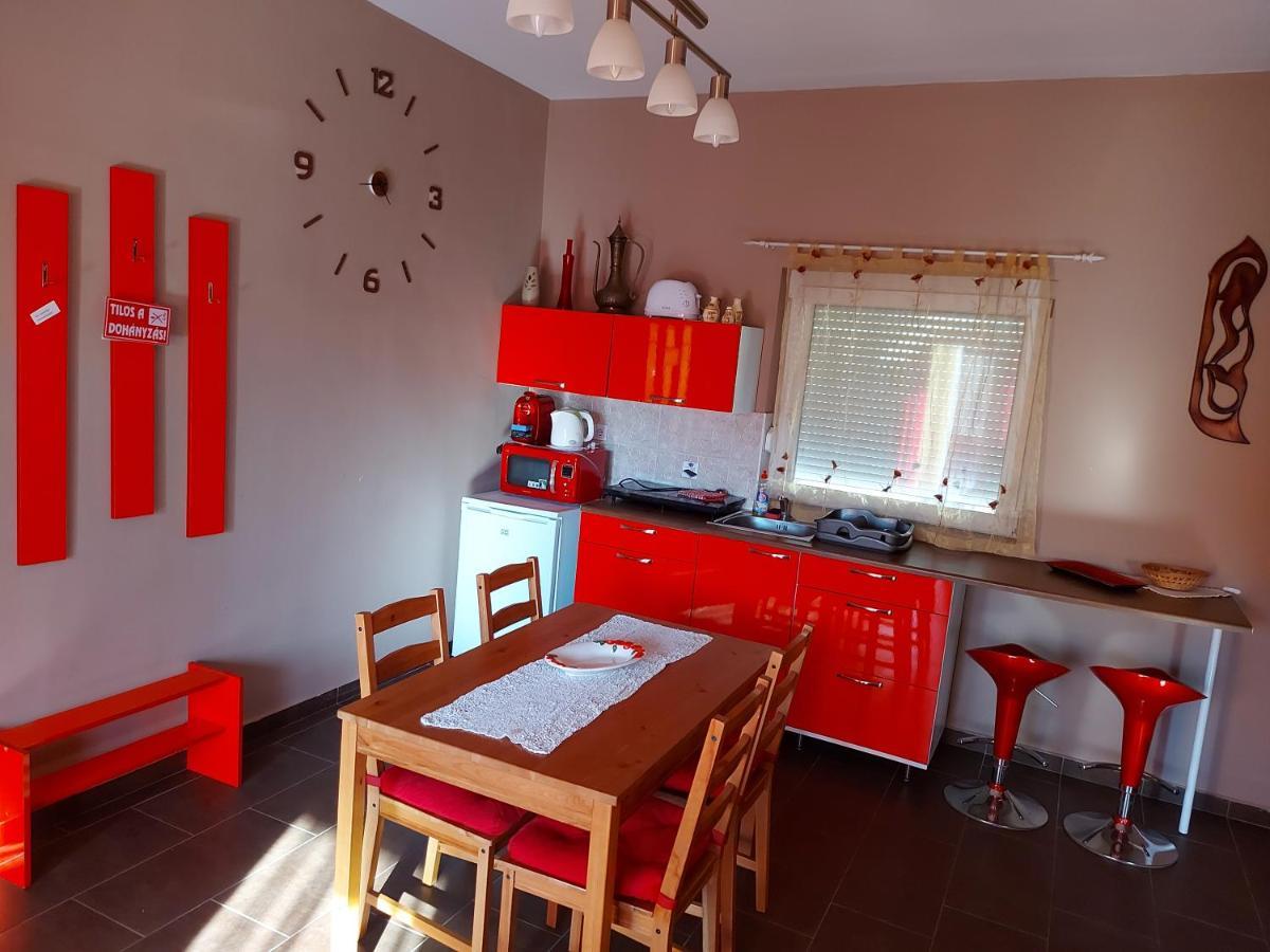 Corner Apartman 5 Siófok Eksteriør billede