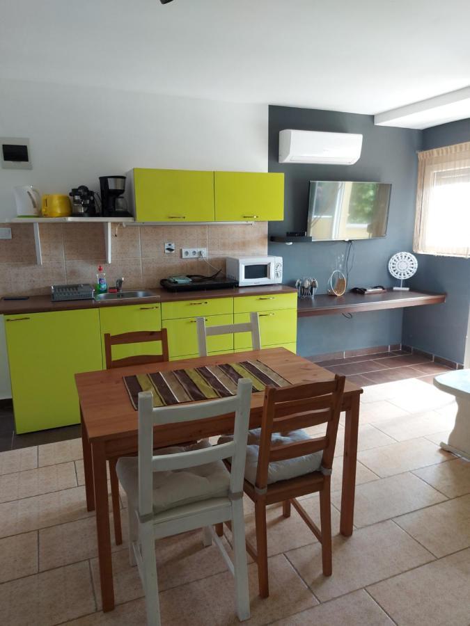 Corner Apartman 5 Siófok Eksteriør billede