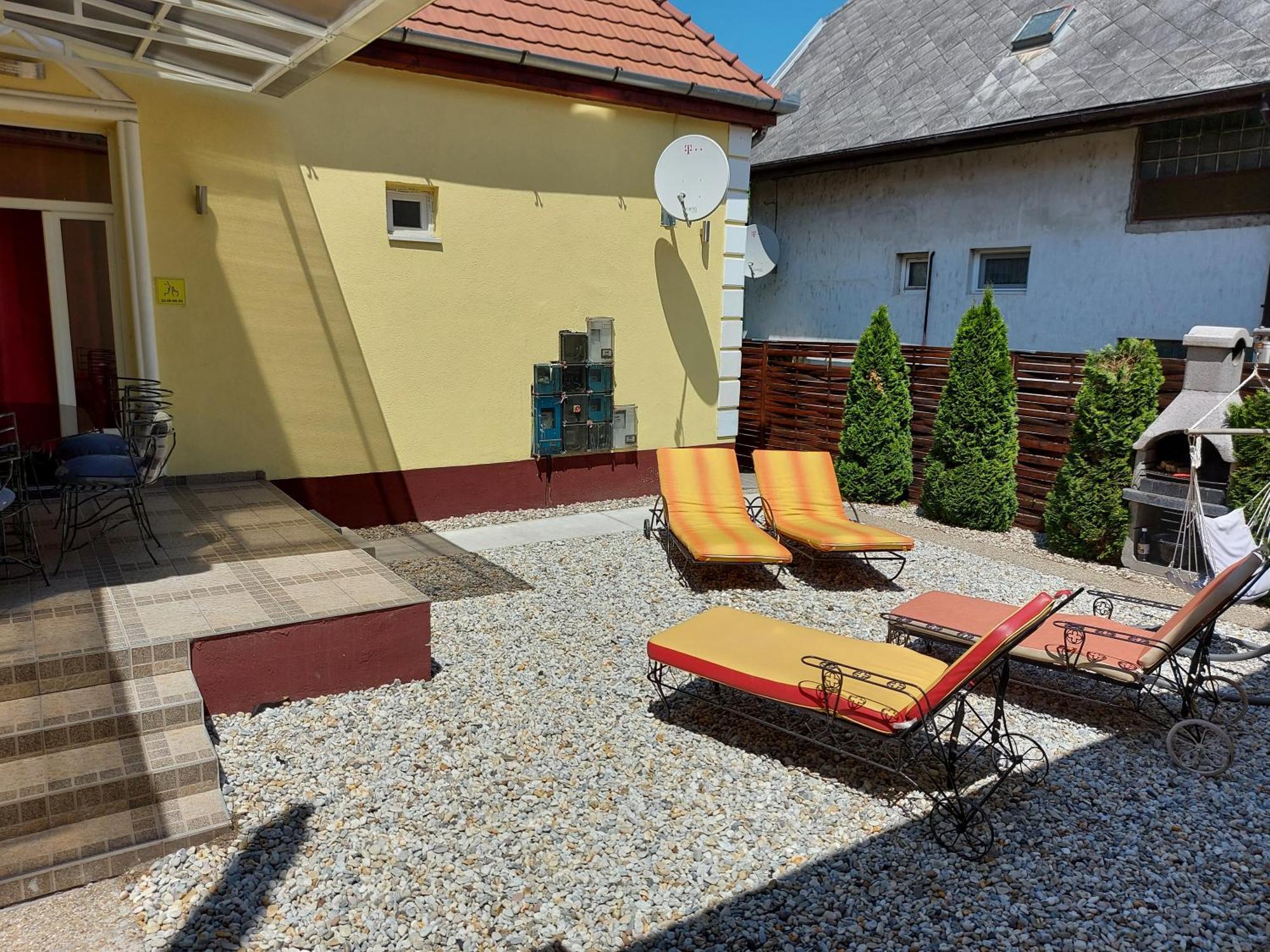 Corner Apartman 5 Siófok Eksteriør billede